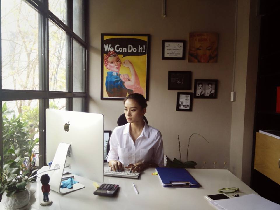 ngô thanh vân mặc kín bất thường