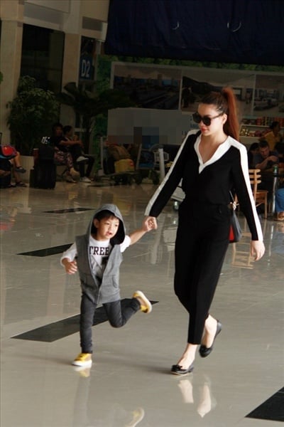 hà hồ con trai đồ đôi