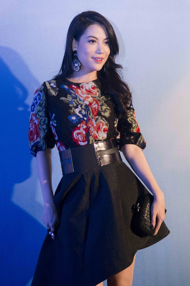 trương ngọc ánh cưa sừng làm nghé