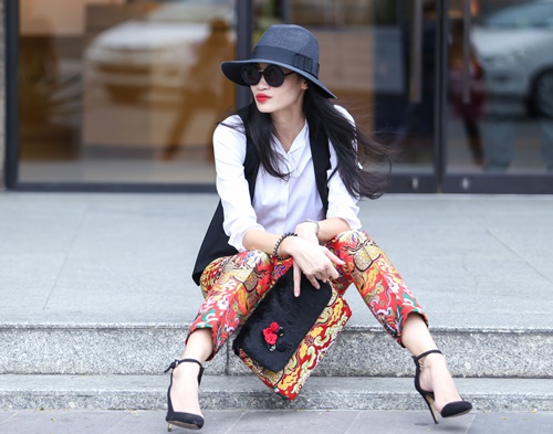 sao việt mê thời trang gấm