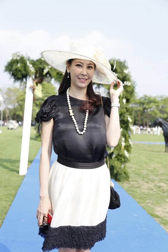 sao việt diện thời trang quý tộc