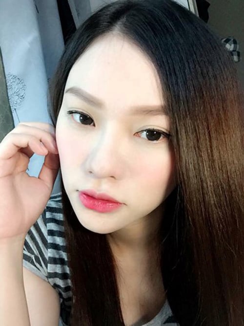 ca sĩ thu thủy sinh con
