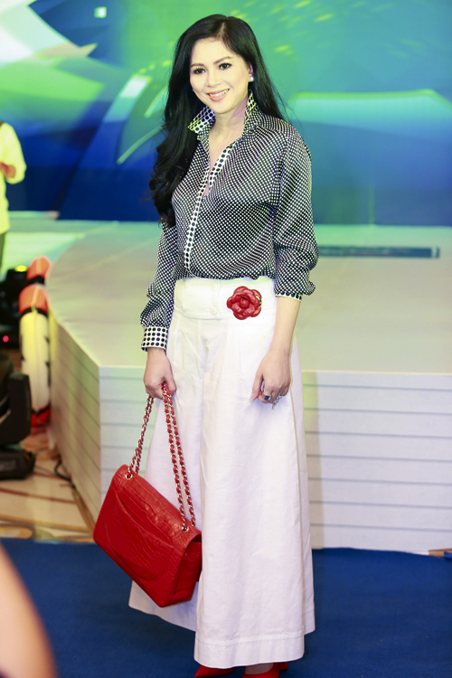 mẹ chồng Hà Tăng