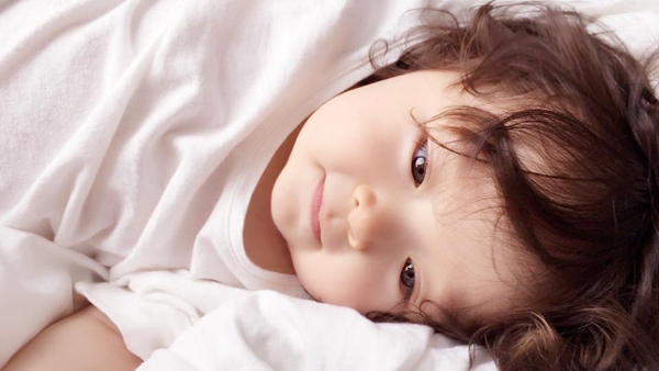 Đồ mùa hè đáng yêu của con gái Elly Trần