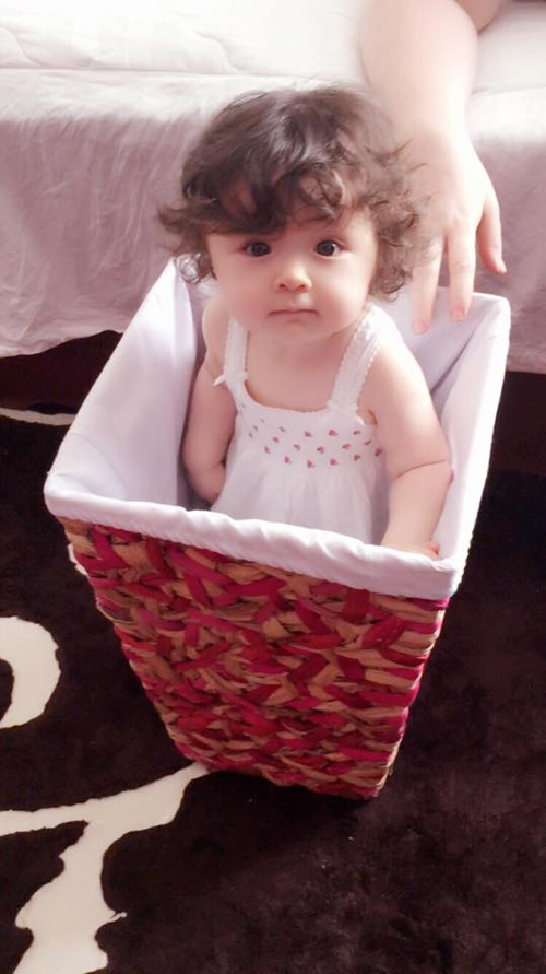Đồ mùa hè đáng yêu của con gái Elly Trần