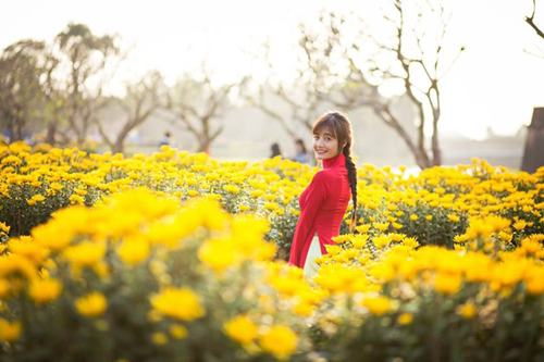 bạn gái Sơn Tùng