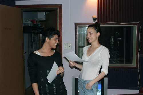 noo phuoc thinh va hai nguoi chi dac biet trong lang giai tri 8