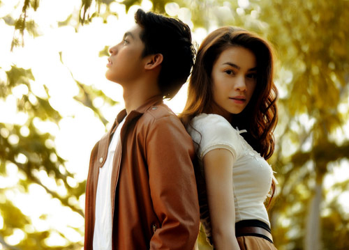 noo phuoc thinh va hai nguoi chi dac biet trong lang giai tri 5