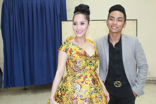 Phan Hien 3 lan cong khai tinh cam voi Khanh Thi