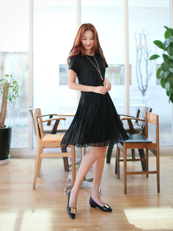 Váy liền thân cho mọi vóc dáng
