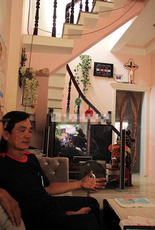 Cận cảnh nơi sống nhiều năm giấu kín của Ngọc Trinh ở quê