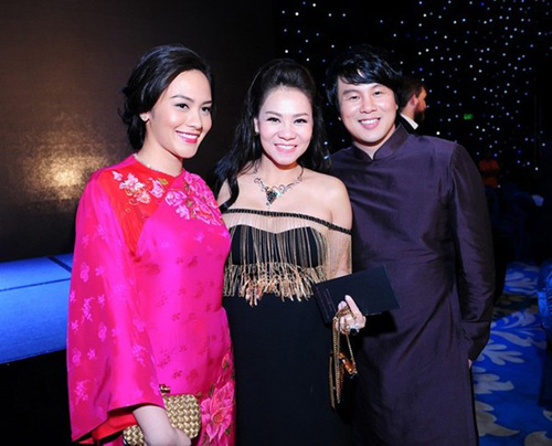 khách sạn 6 sao nhà vợ Thanh Bùi