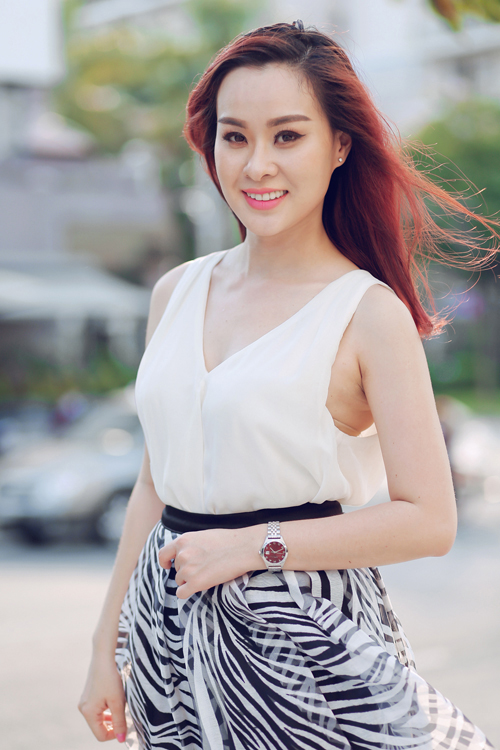 Thúy Nga trẻ trung với street style mùa hè
