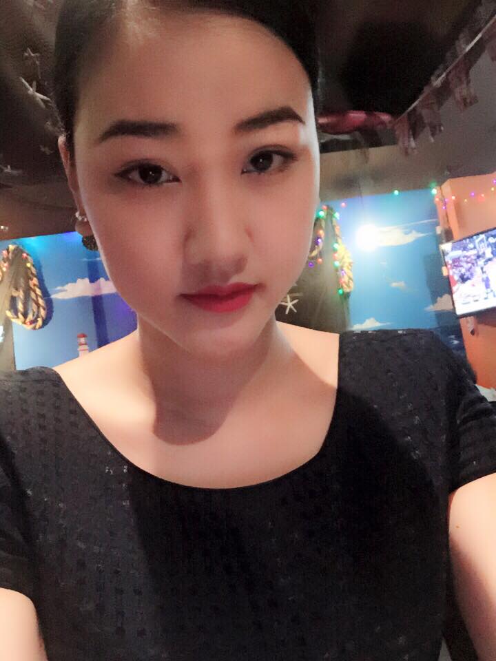 Maya thọn gọn xinh đẹp bất ngờ sau khi sinh con cho đại gia