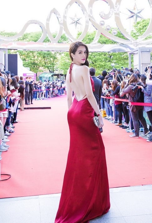 ngoc trinh7