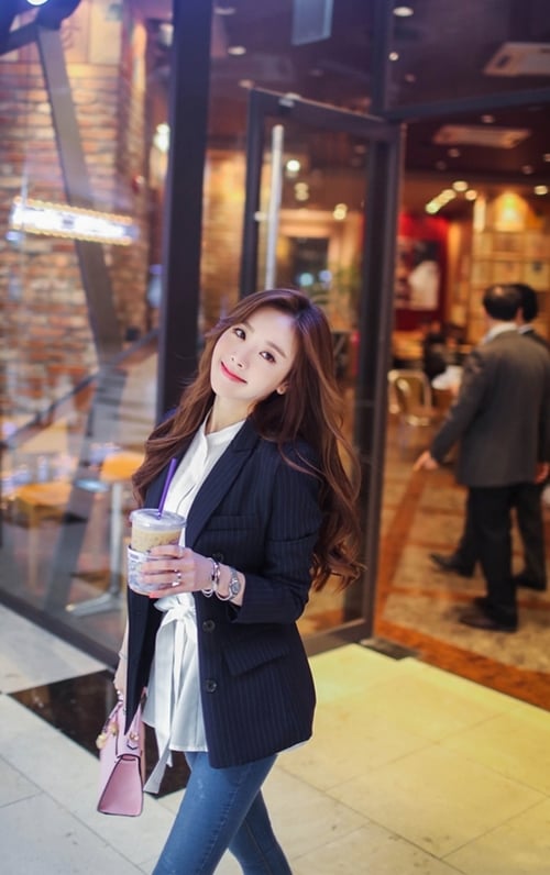 Mặc đẹp mỗi sáng cho nữ công sở bận rộn