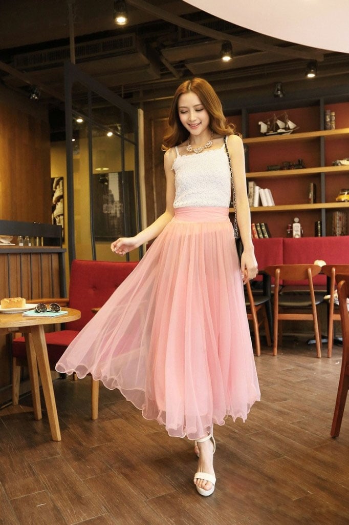 Trang phục vải voan