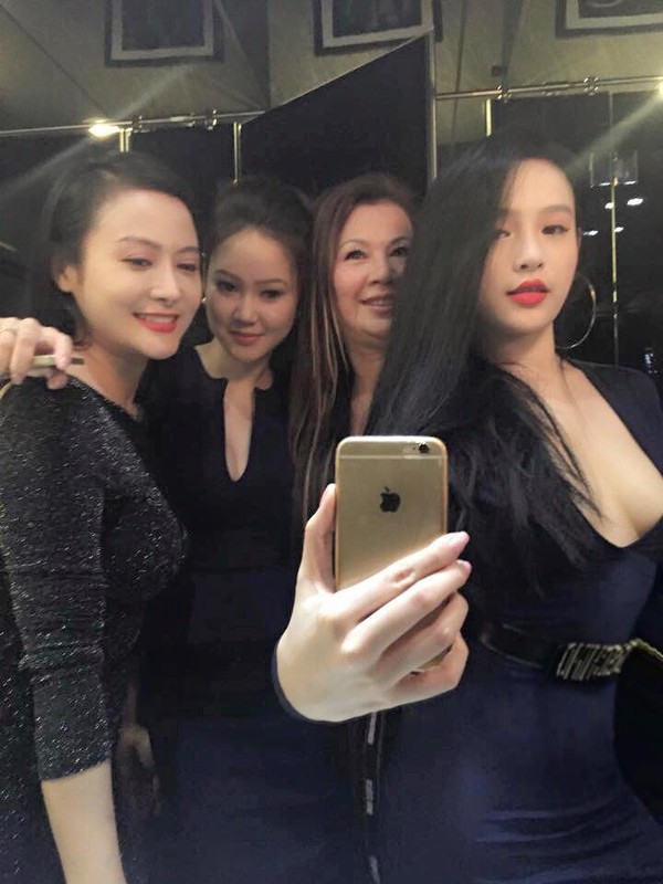 vòng 1 của huyền baby