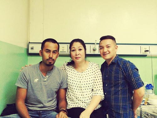 nhung hinh anh cam dong cua duy nhan ben sao viet luc bao benh 3