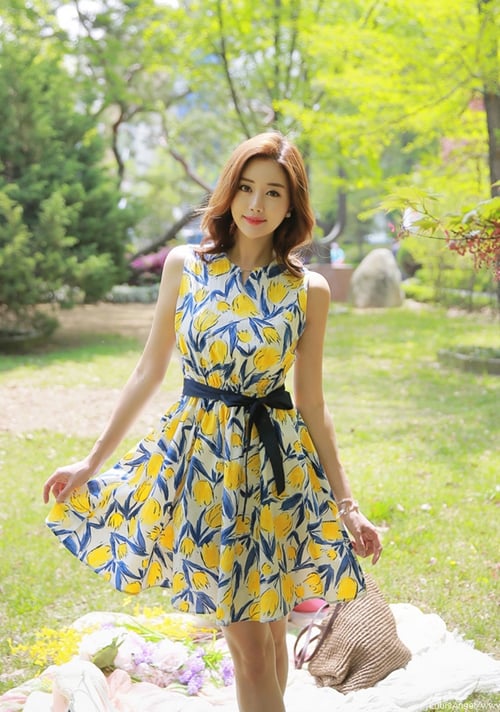 Chọn váy mát xoa dịu nắng hè