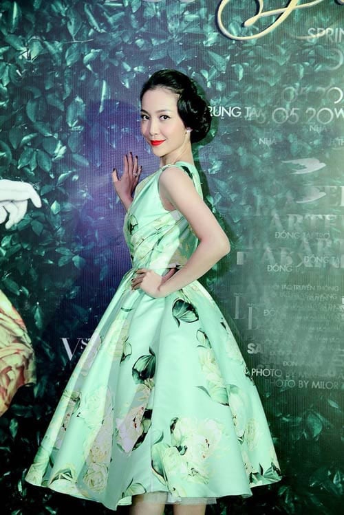 5 mỹ nữ Việt có gu thời trang ngoan hiền nhất showbiz
