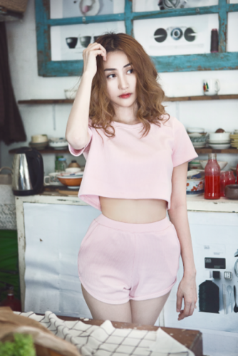 ngan khanh2