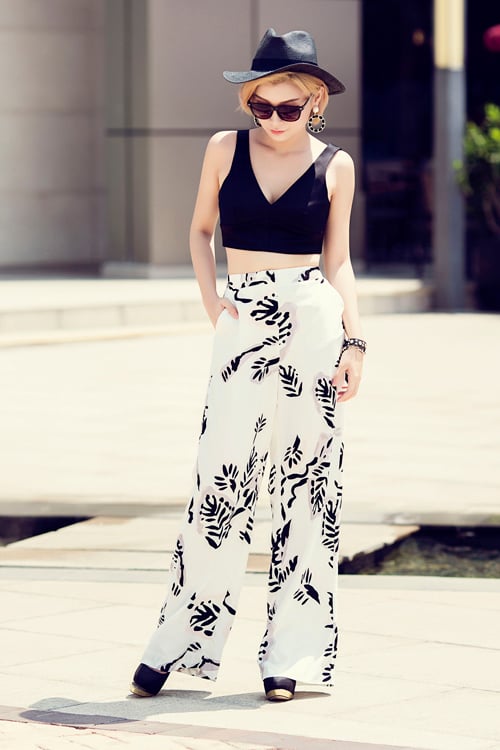 Street style gợi cảm của Tiêu Châu Như Quỳnh