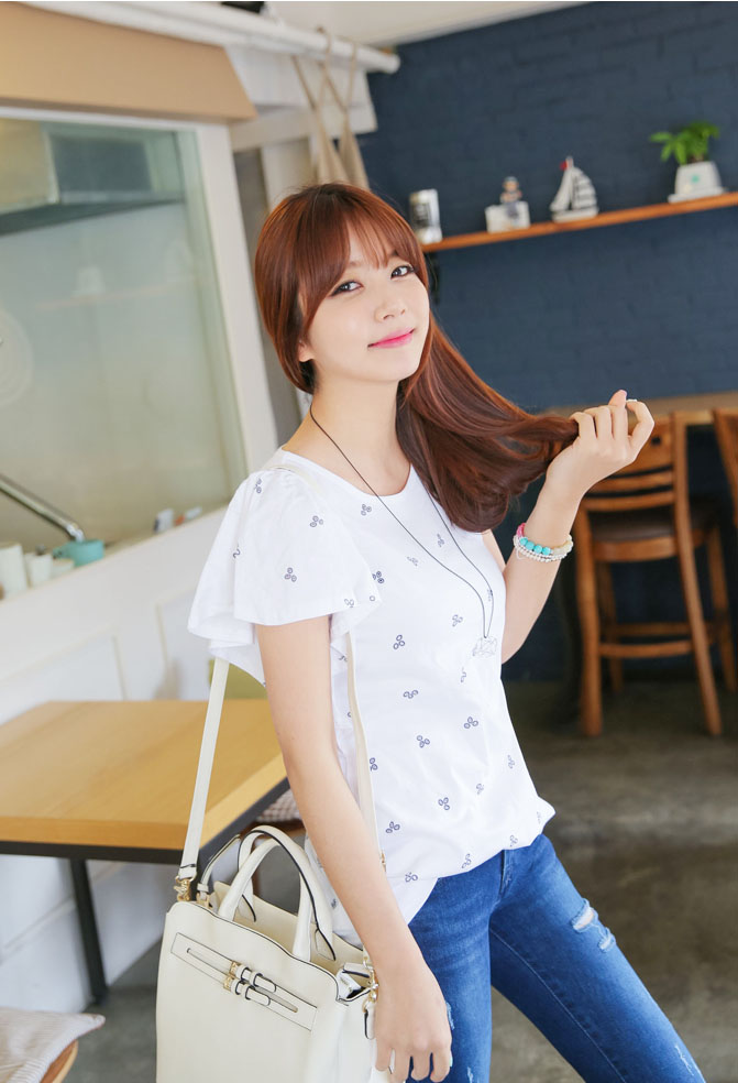 Đến công sở với phong cách thời trang trẻ 2015