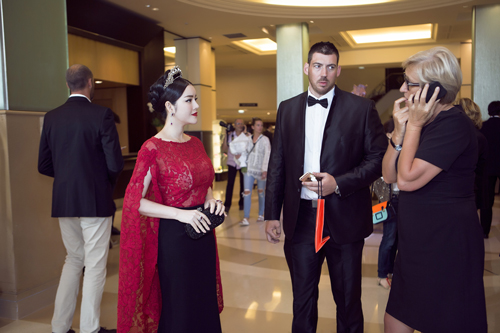 ly nha ky lhp cannes 8