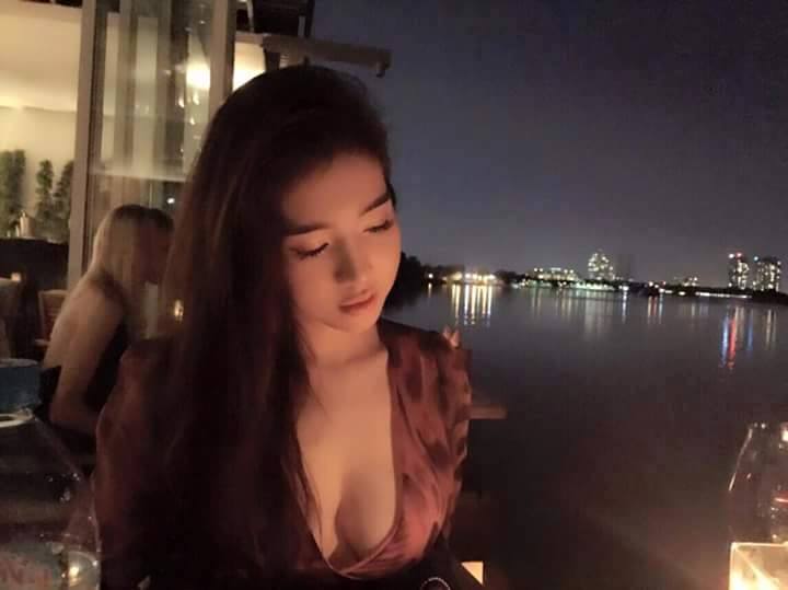 elly tran2