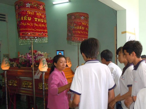 Mô tả ảnh.
