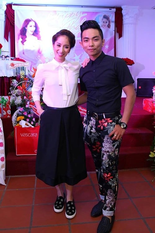 Gu thời trang đồng điệu của Khánh Thi  Phan Hiển