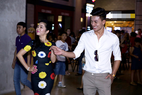 thuy nga va hieu nguyen 8