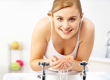 điều không nên làm sau khi đi nắng về