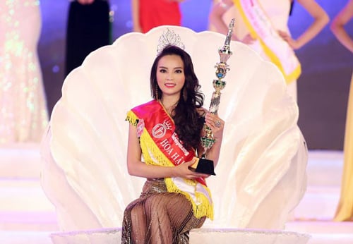 hoa hau ky duyen loi make up 7