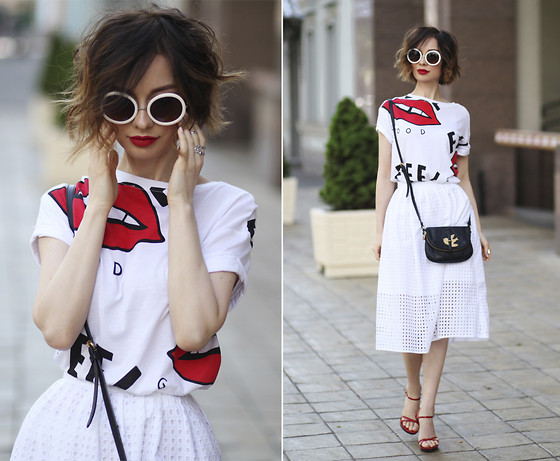 Xuống phố nổi bật với những set đồ sành điệu