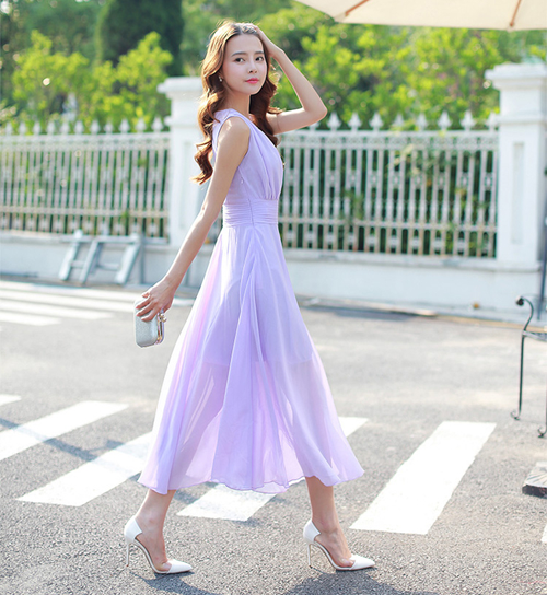 Xao xuyến với BST váy maxi xinh như công chúa