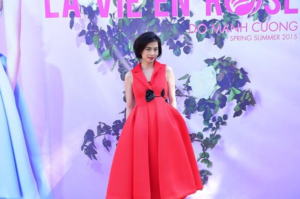 Ấn tượng với BST thời trang Xuân hè 2015 của NTK Đỗ Mạnh Cường