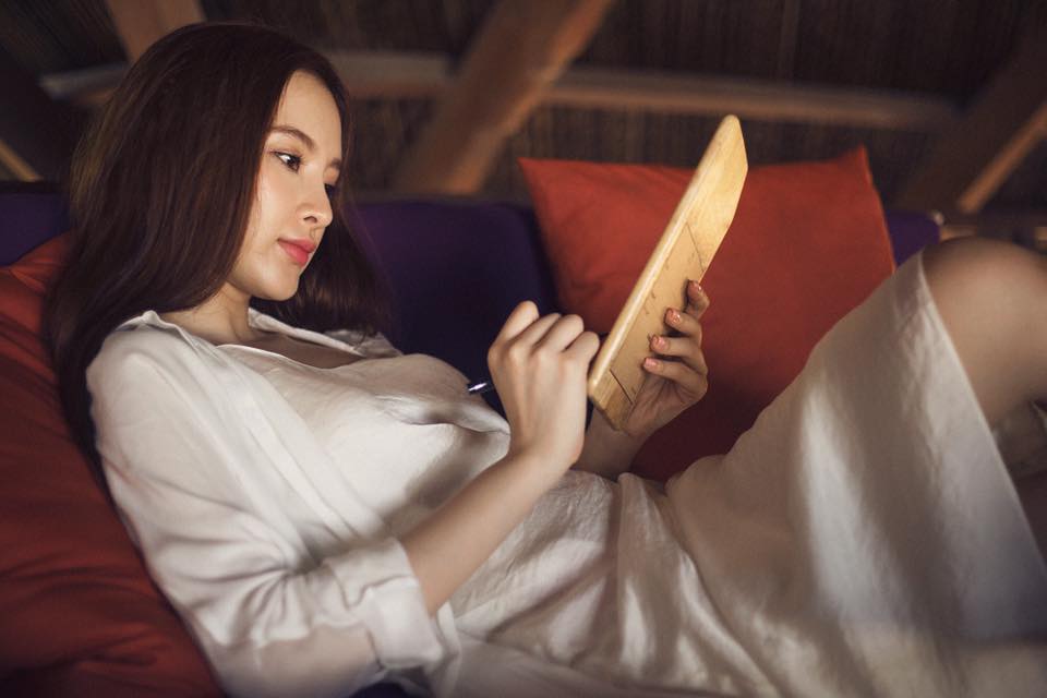 angela phuong trinh2