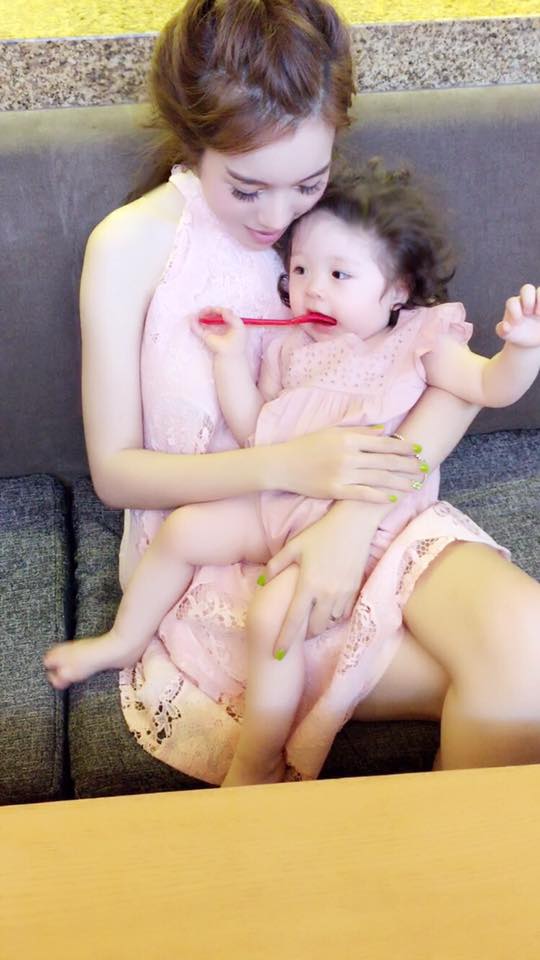 elly tran2