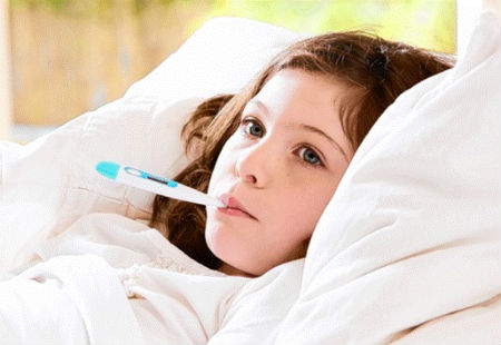 cách hạ sốt ngay tại nhà
