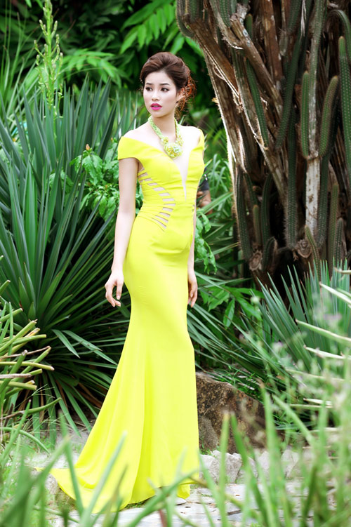 Đầm dạ hội gợi cảm cho quý cô
