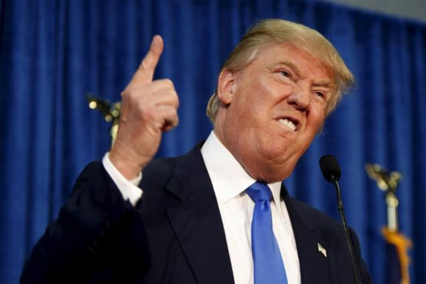 paulina vega và donal trump