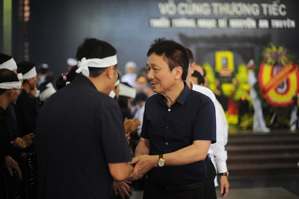 an thuyen17