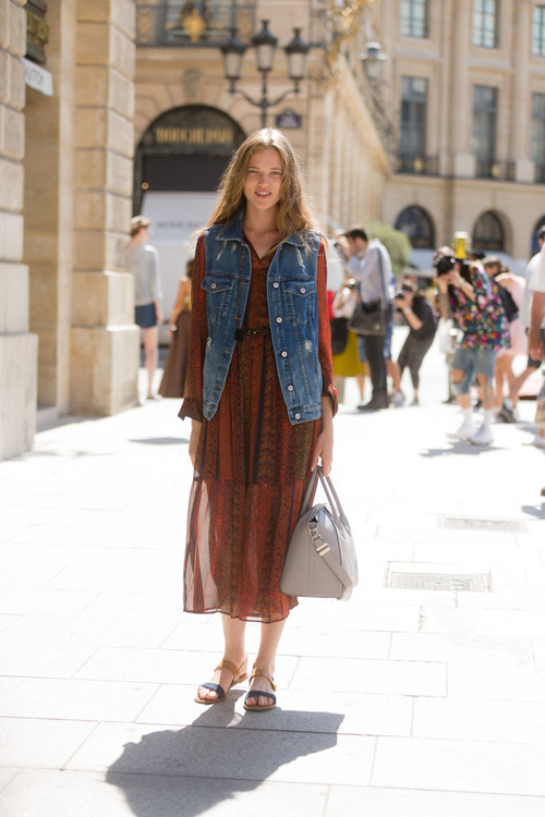 Tín đồ thời trang thế giới xuống phố với street style sành điệu