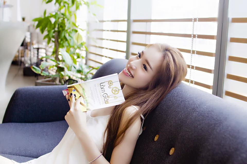 elly tran7
