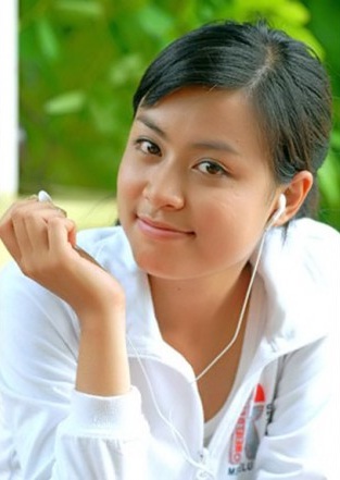hoang thu linh1