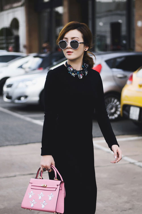 Yến Trang, Yến Nhi mix phụ kiện cá tính