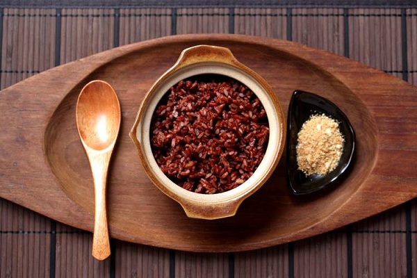 Những người không nên ăn ngô, gạo lứt