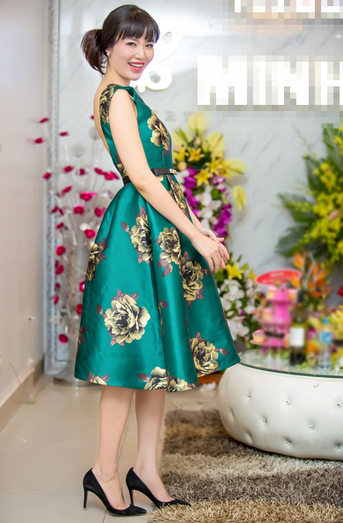 Sao Việt khéo léo lựa chọn Shbet999 com đăng nhập tinh tế khi đi sự kiện